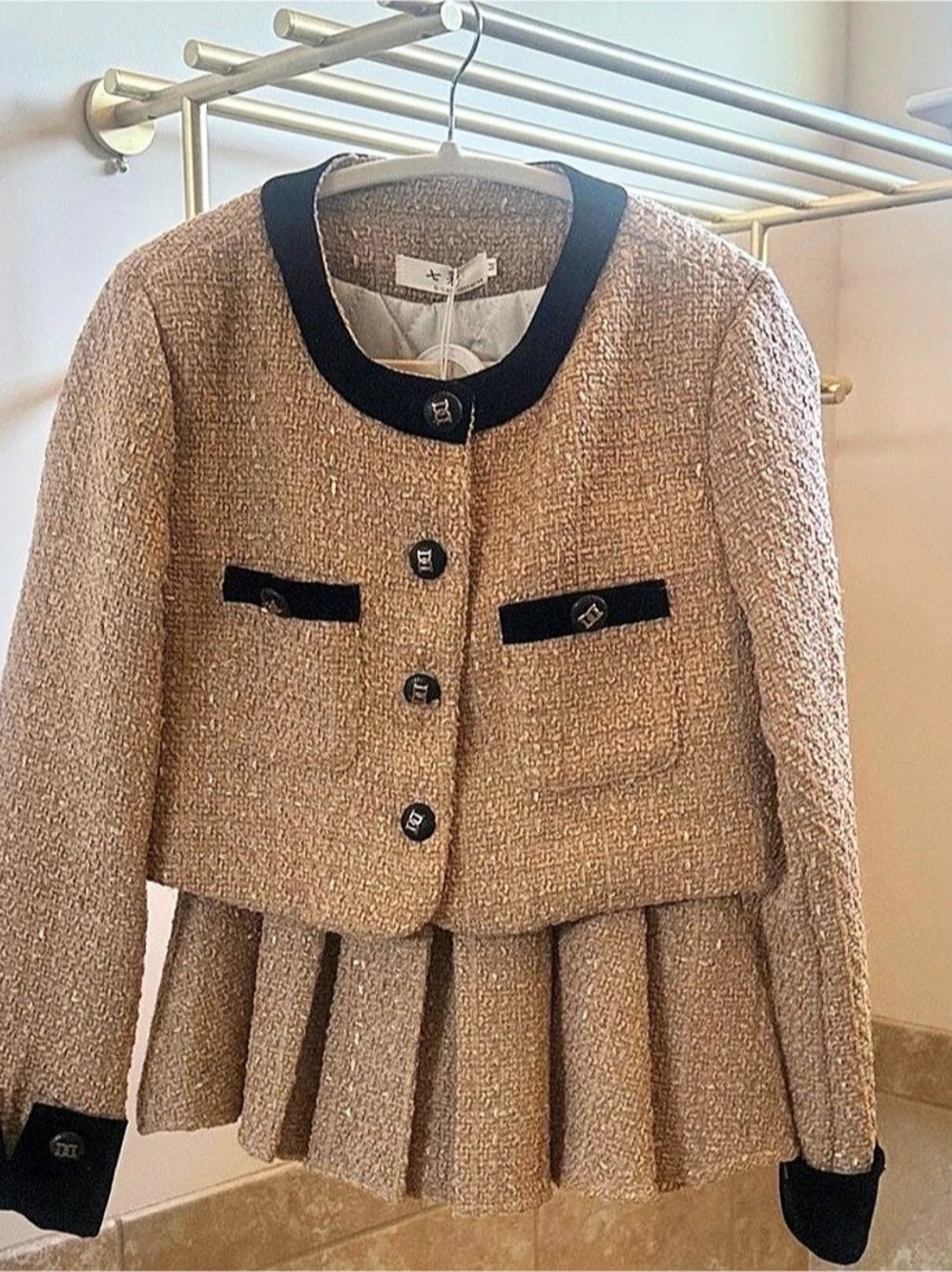 Classy Chic Tan Beige Tweed with Black Velvet Trim Set